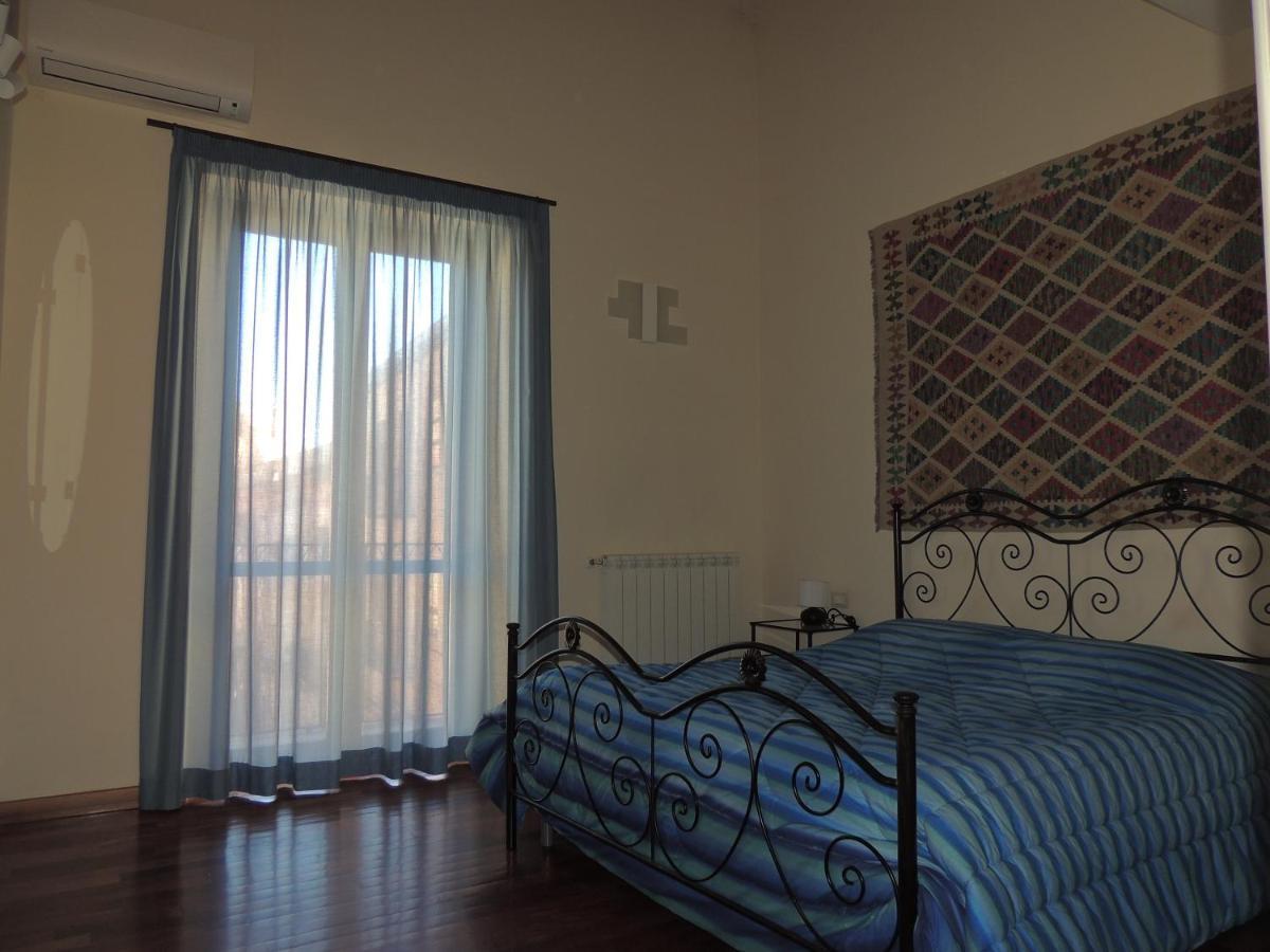 Quarto em Acomodações Particulares Franziska Lift&ac A Ballarò 2 *